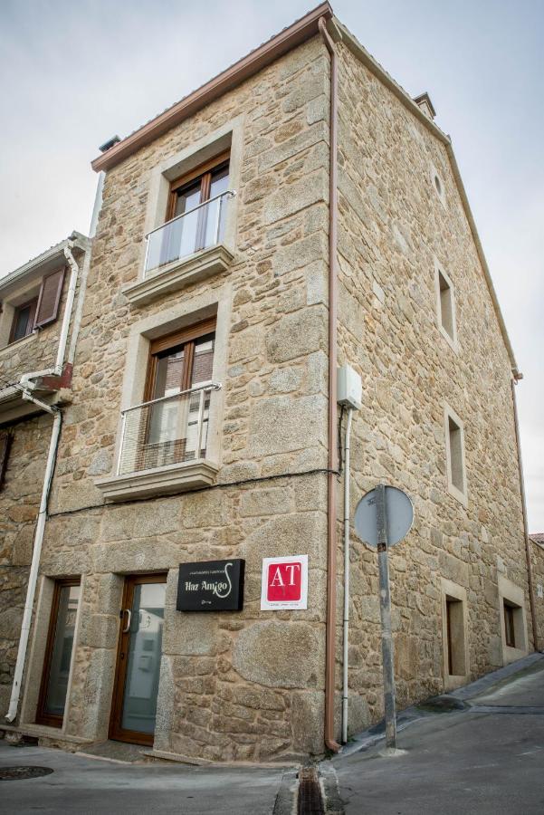 Apartamentos Turisticos Haz Amigo Muxía Eksteriør billede