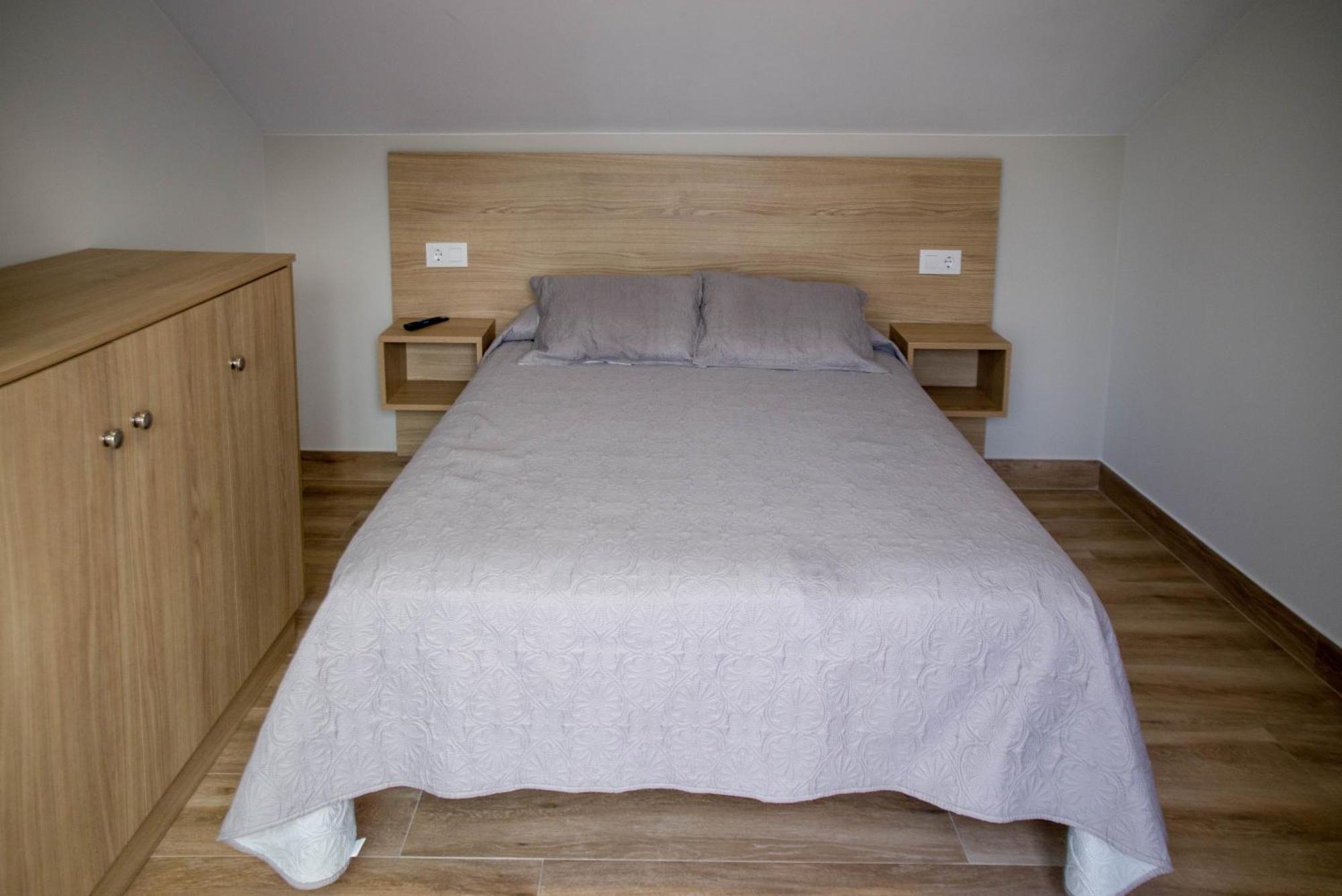 Apartamentos Turisticos Haz Amigo Muxía Værelse billede
